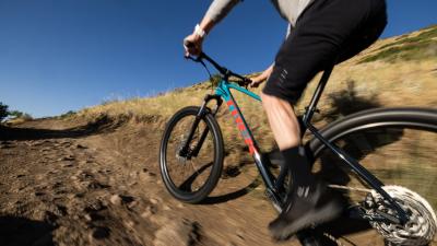 Trek Marlin 2023 F/S M 29 Matte Dnister Black Produktbild 3