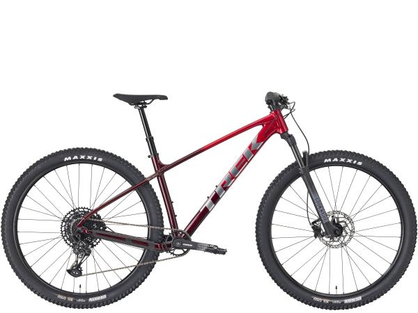 Trek Marlin 7 ML 29 Fury Red Fade